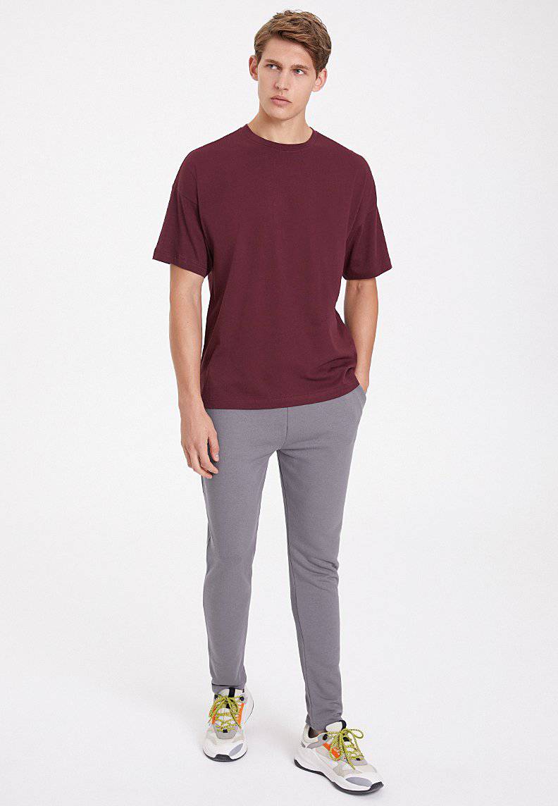 ESSENTIALS OVERSIZED TEE in Port Royale