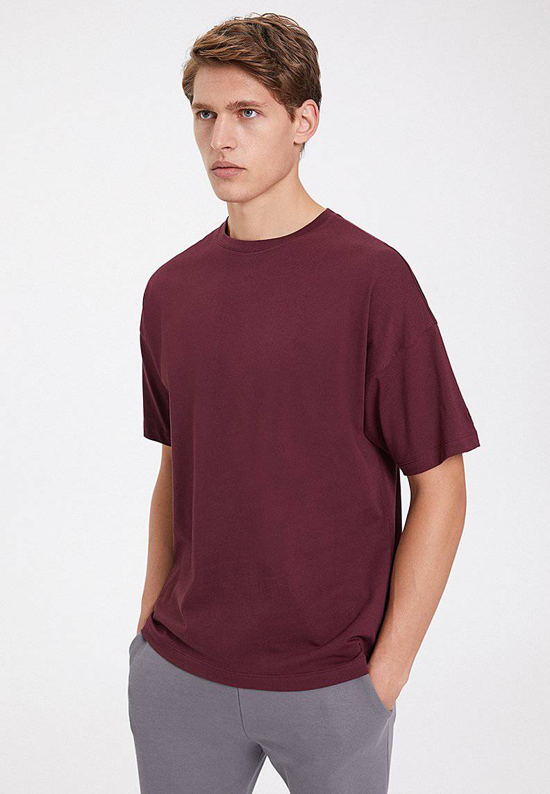 ESSENTIALS OVERSIZED TEE in Port Royale