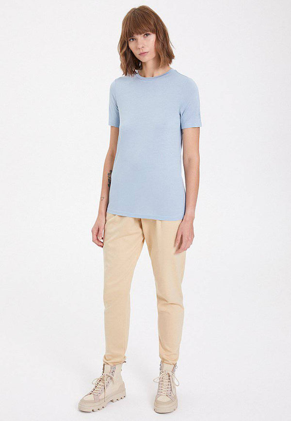ESSENTIALS CREW NECK LOOSE TEE in Dusty Blue