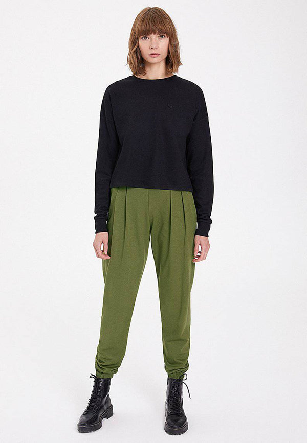 ESSENTIALS CROPPED SWEAT in Black