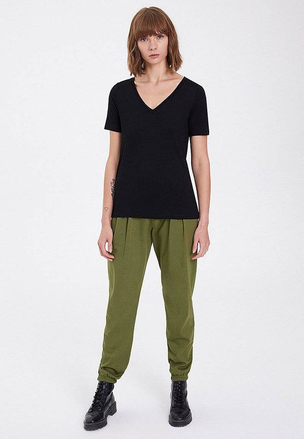 ESSENTIALS DEEP V-NECK TEE in Black