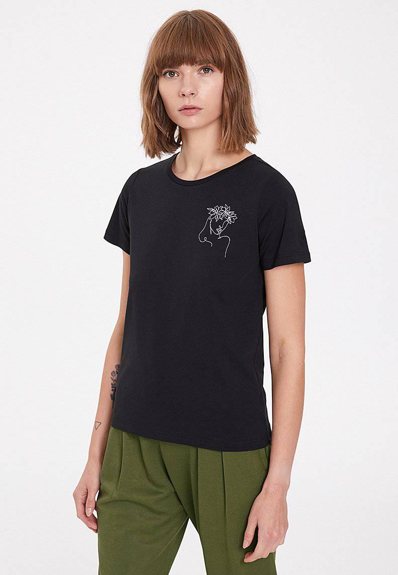 BEAUTY TEE