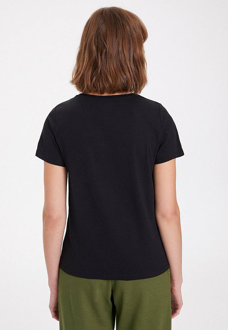 BEAUTY TEE