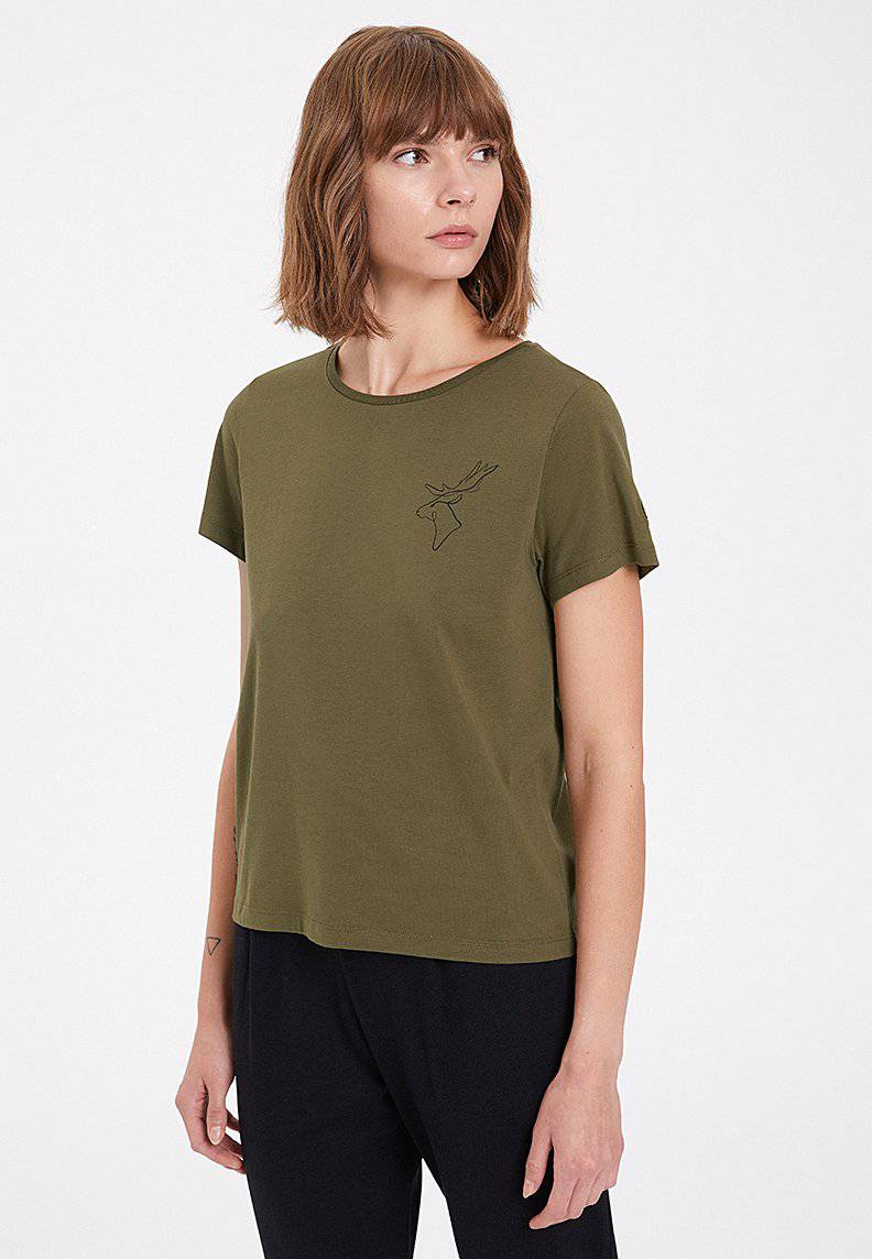 WINTER DEER TEE