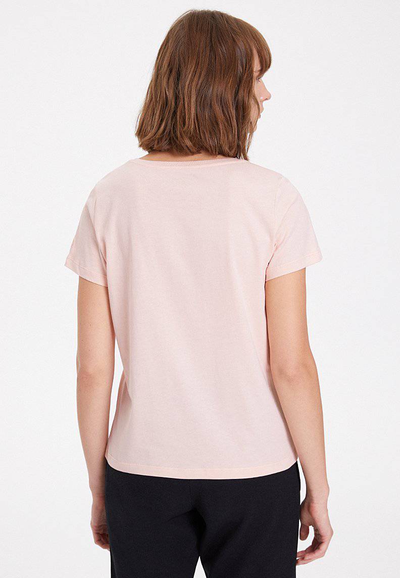 WINTER PENGUIN TEE