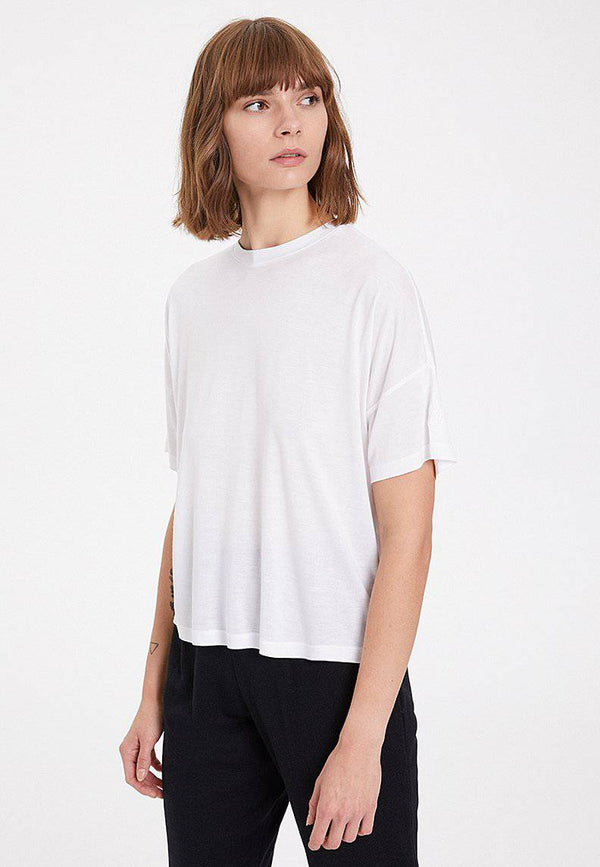 ESSENTIALS SCOOP NECK LOOSE TEE in White