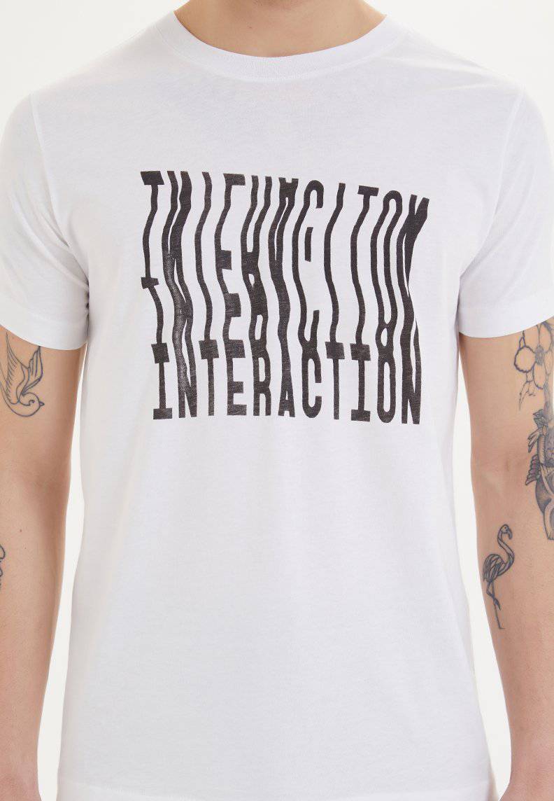 INTERACTION TEE