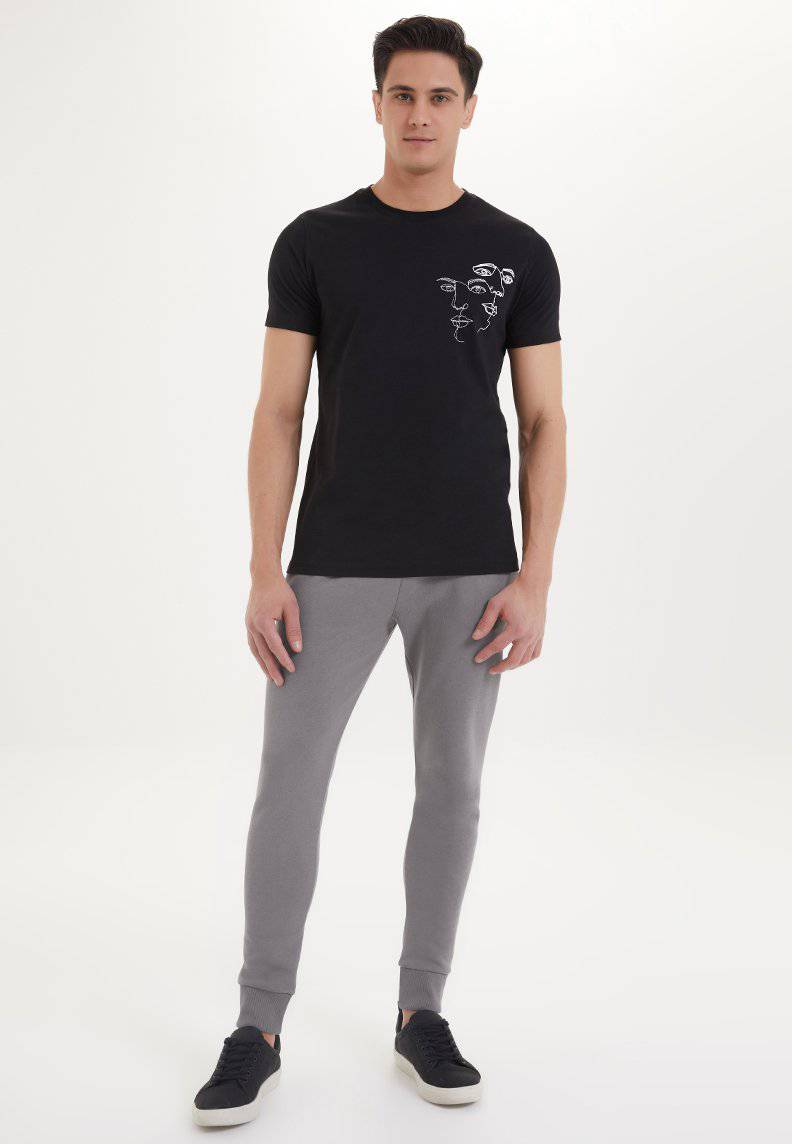 ESSENTIALS JOGGER in Charcoal Grey