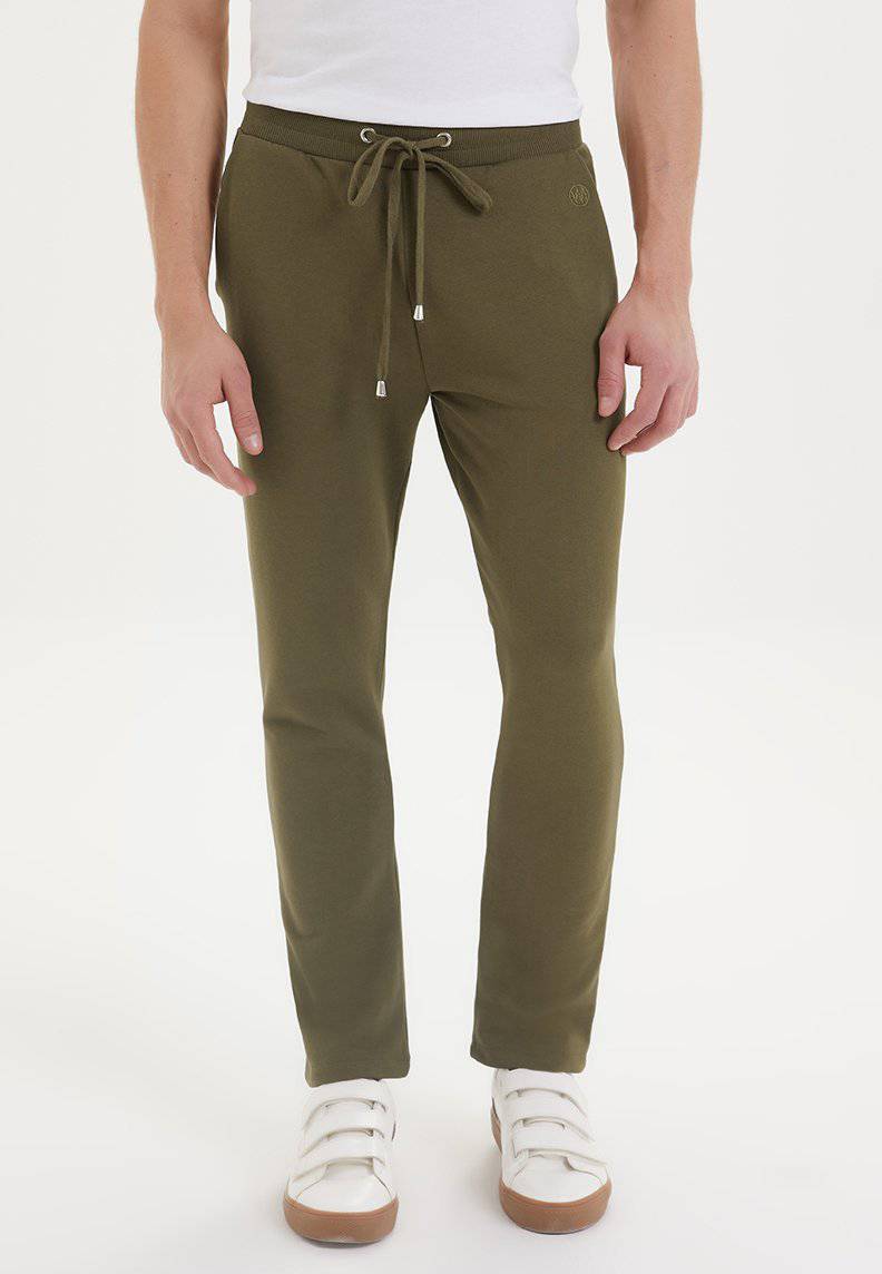 ESSENTIALS SWEATPANT in Dark Olive