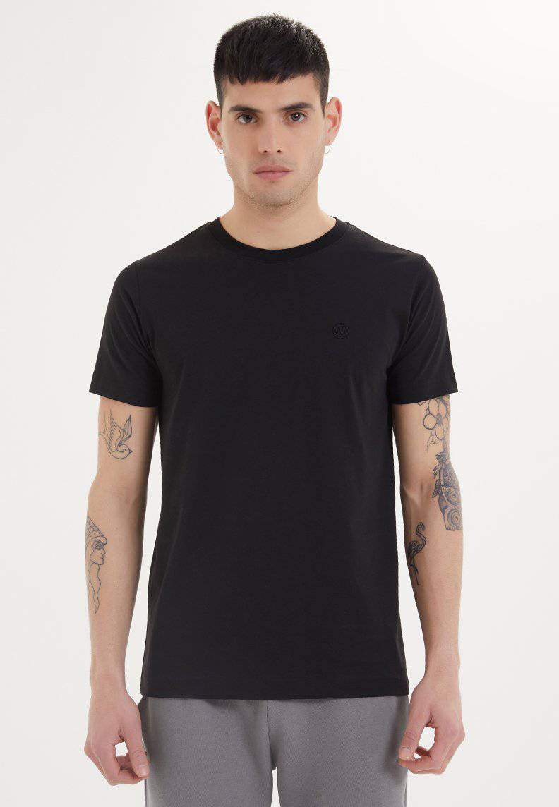 ESSENTIALS O-NECK T-SHIRT in Black